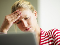 woman with headache image 